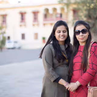 Access the Colour, tactile and Cultural Jaipur