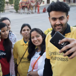 Access the Colour, tactile and Cultural Jaipur