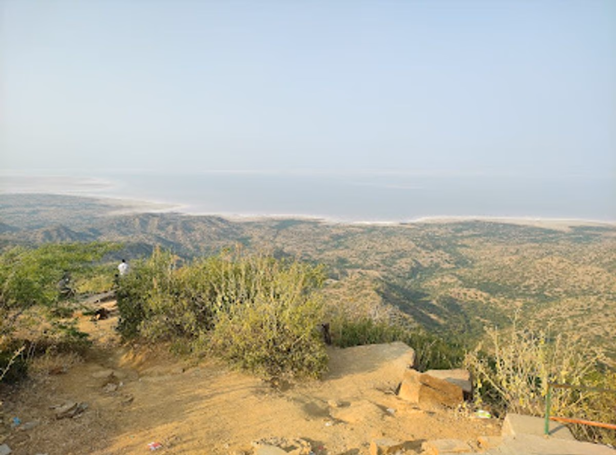 Kala Dungar (Black Hill) & Gandhi Nu Gaam