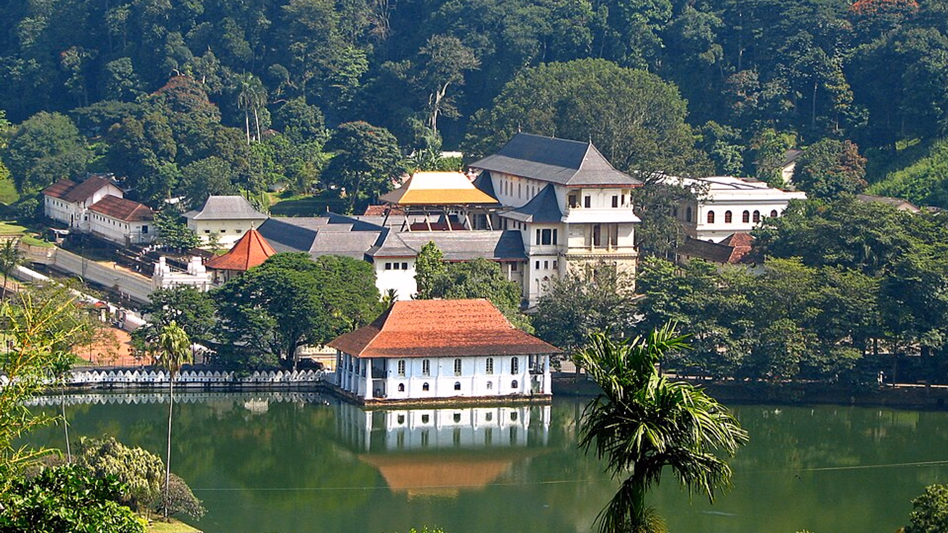 Sri Lanka Colombo – Kandy – Bentota Package — 4N/5D